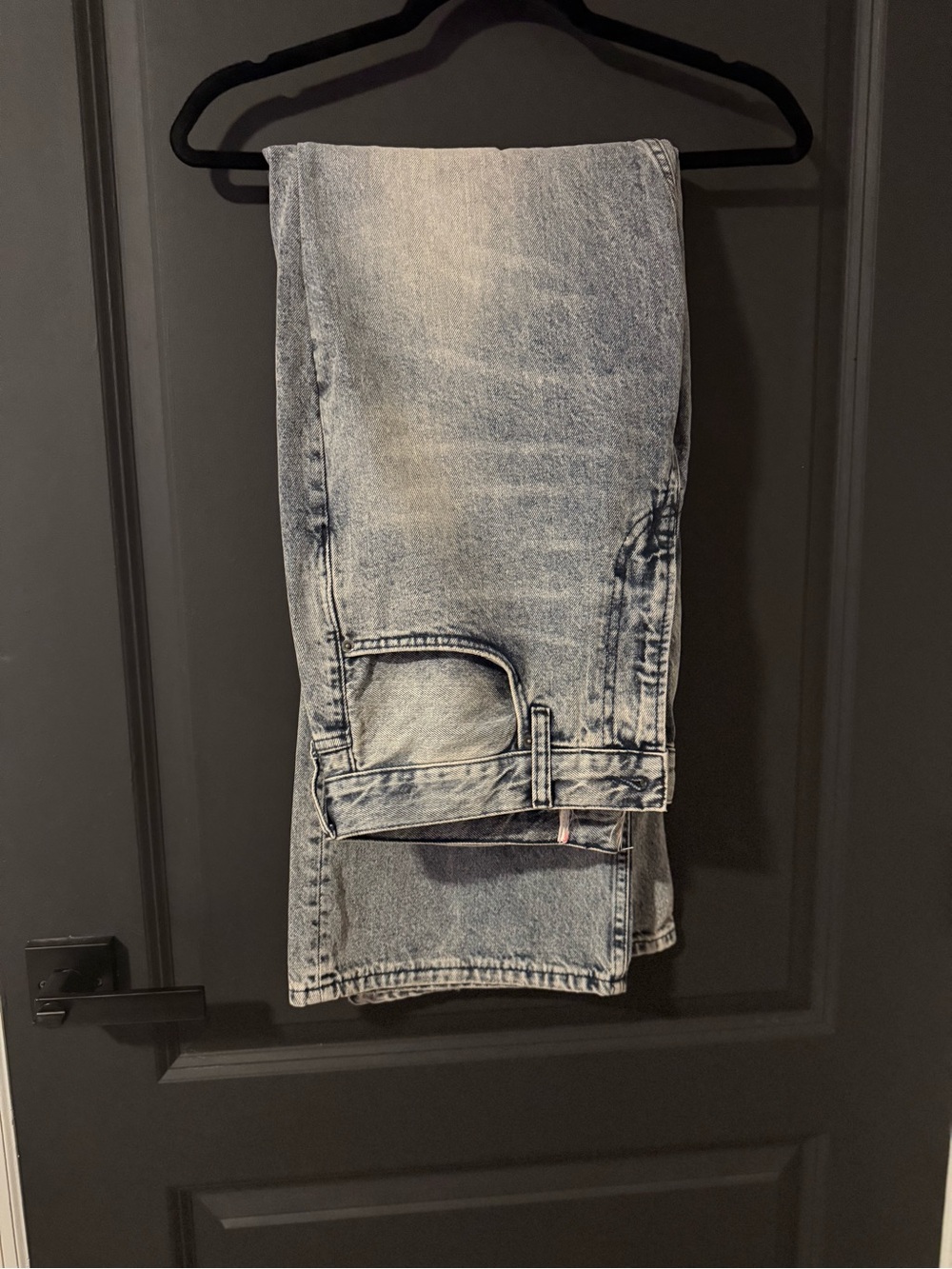 Women’s Light Wash Blue Jeans - Classic Straight Fit